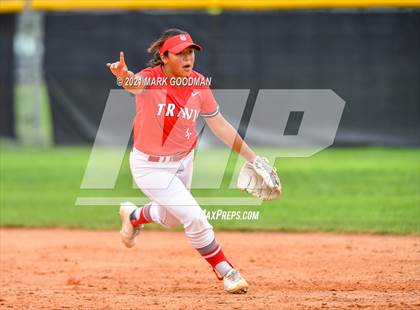 Thumbnail 2 in Fort Bend Travis @ Katy (UIL 6A Regional Quarterfinal Playoff) photogallery.