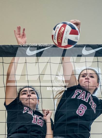 Thumbnail 2 in Whittier Christian vs. Faith Lutheran (Nike Tournament of Champions) - Sapphire Division - Final photogallery.