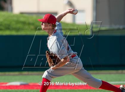 Thumbnail 3 in Langham Creek vs Pearland (UIL 6A Regional Semifinal) photogallery.