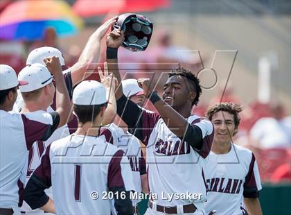 Thumbnail 1 in Langham Creek vs Pearland (UIL 6A Regional Semifinal) photogallery.