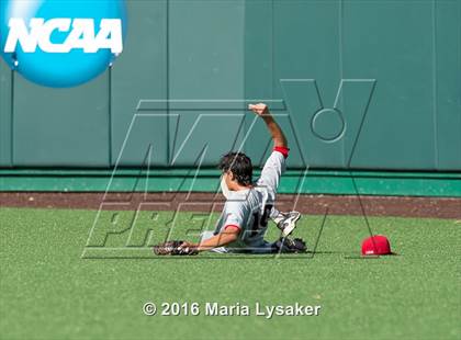 Thumbnail 3 in Langham Creek vs Pearland (UIL 6A Regional Semifinal) photogallery.