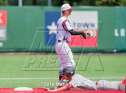 Thumbnail 3 in Langham Creek vs Pearland (UIL 6A Regional Semifinal) photogallery.