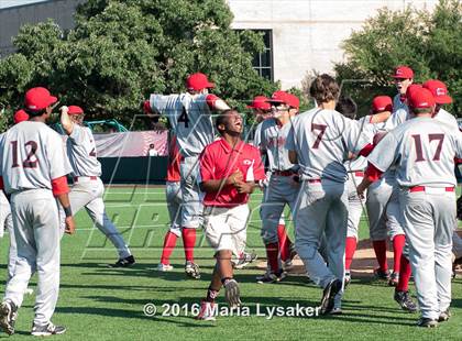 Thumbnail 2 in Langham Creek vs Pearland (UIL 6A Regional Semifinal) photogallery.