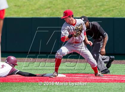 Thumbnail 2 in Langham Creek vs Pearland (UIL 6A Regional Semifinal) photogallery.