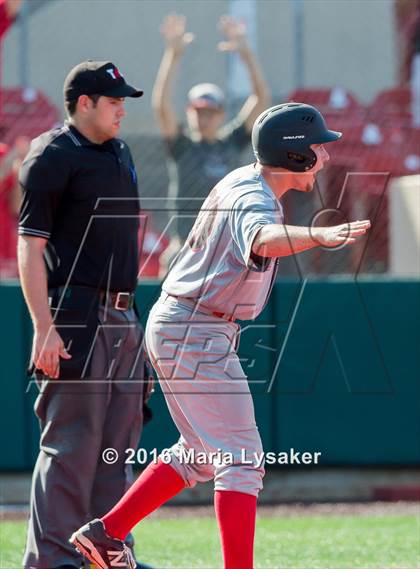 Thumbnail 2 in Langham Creek vs Pearland (UIL 6A Regional Semifinal) photogallery.