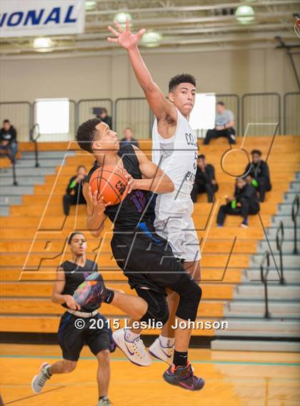 Thumbnail 3 in Dawson vs College Park (McDonald's Texas Invitational) photogallery.