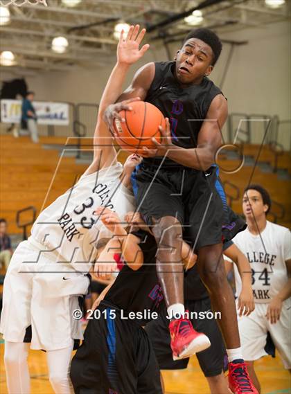 Thumbnail 3 in Dawson vs College Park (McDonald's Texas Invitational) photogallery.