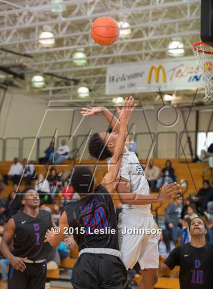 Thumbnail 2 in Dawson vs College Park (McDonald's Texas Invitational) photogallery.