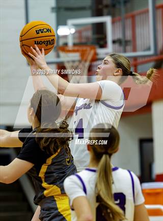 Breese Central vs. O'Fallon (Highland Girls Tournament)