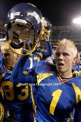 Thumbnail 2 in Edison vs. Fountain Valley (Postgame) photogallery.