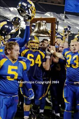 Thumbnail 1 in Edison vs. Fountain Valley (Postgame) photogallery.