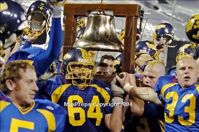 Thumbnail 3 in Edison vs. Fountain Valley (Postgame) photogallery.