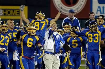 Thumbnail 1 in Edison vs. Fountain Valley (Postgame) photogallery.