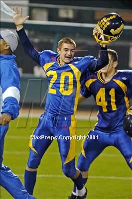 Thumbnail 2 in Edison vs. Fountain Valley (Postgame) photogallery.