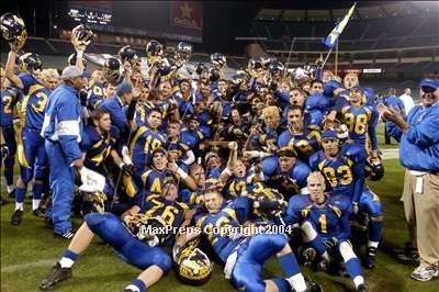Thumbnail 1 in Edison vs. Fountain Valley (Postgame) photogallery.