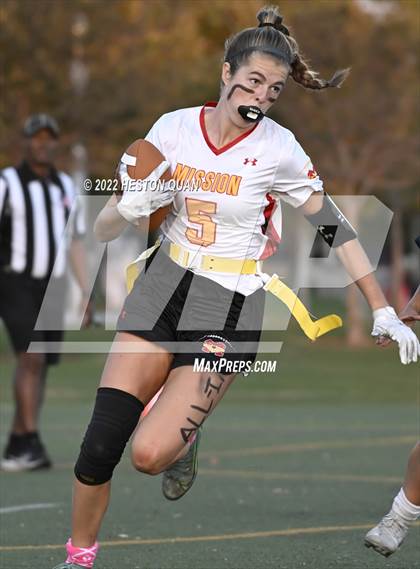 Thumbnail 3 in Crean Lutheran vs. Mission Viejo photogallery.