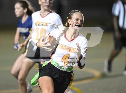 Thumbnail 3 in Crean Lutheran vs. Mission Viejo photogallery.