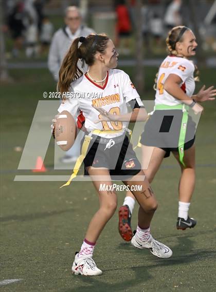 Thumbnail 1 in Crean Lutheran vs. Mission Viejo photogallery.