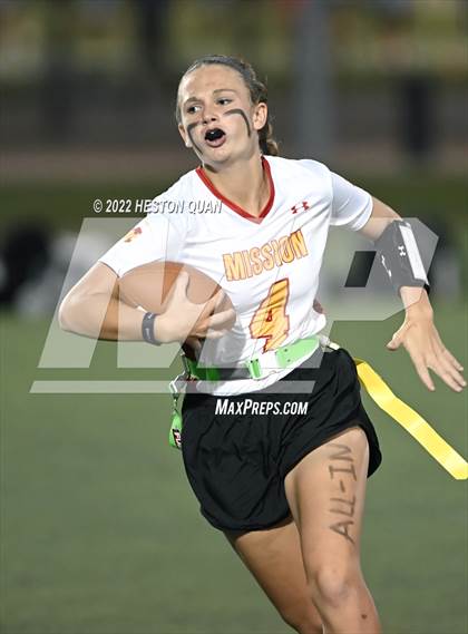 Thumbnail 2 in Crean Lutheran vs. Mission Viejo photogallery.