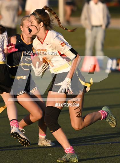 Thumbnail 3 in Crean Lutheran vs. Mission Viejo photogallery.