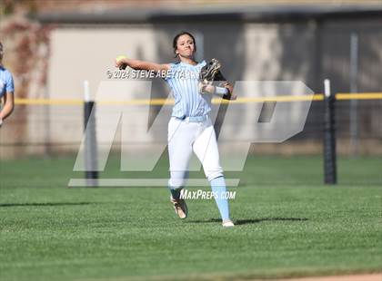 Thumbnail 2 in Legend vs. Greeley West (CHSAA 5A Round 1) photogallery.