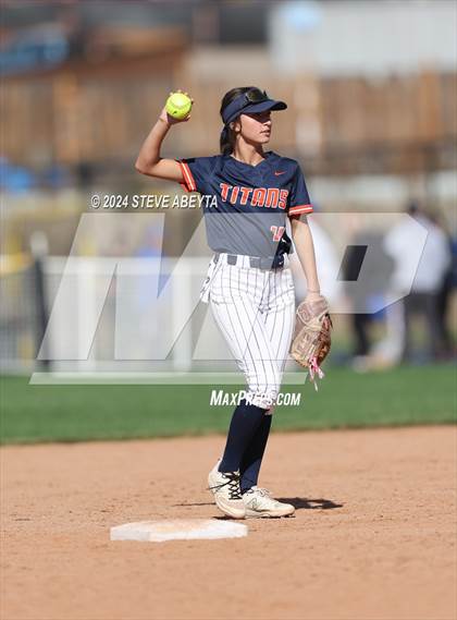 Thumbnail 1 in Legend vs. Greeley West (CHSAA 5A Round 1) photogallery.