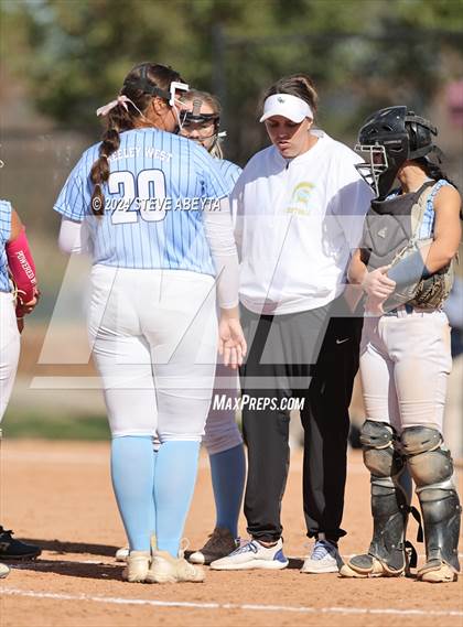 Thumbnail 1 in Legend vs. Greeley West (CHSAA 5A Round 1) photogallery.