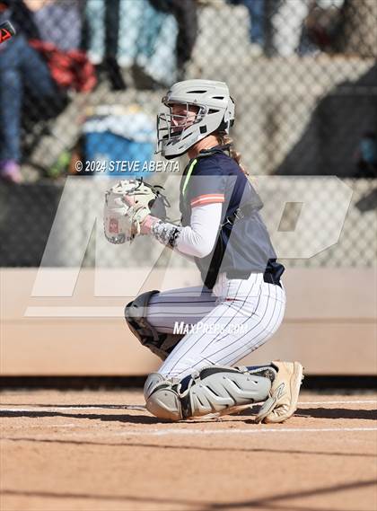 Thumbnail 2 in Legend vs. Greeley West (CHSAA 5A Round 1) photogallery.