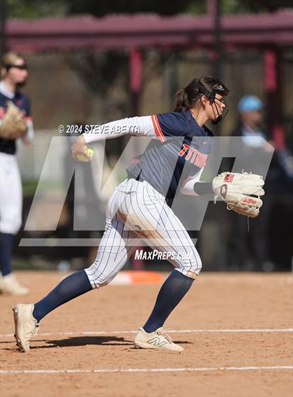 Thumbnail 3 in Legend vs. Greeley West (CHSAA 5A Round 1) photogallery.