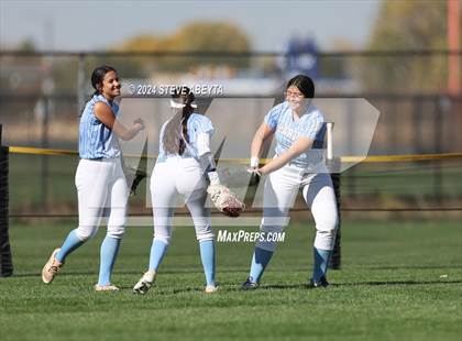 Thumbnail 3 in Legend vs. Greeley West (CHSAA 5A Round 1) photogallery.