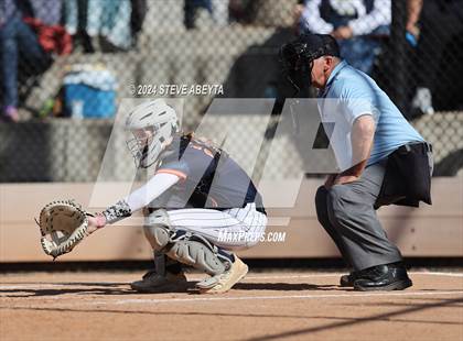 Thumbnail 3 in Legend vs. Greeley West (CHSAA 5A Round 1) photogallery.
