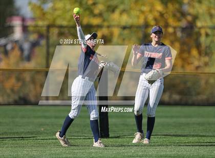 Thumbnail 1 in Legend vs. Greeley West (CHSAA 5A Round 1) photogallery.
