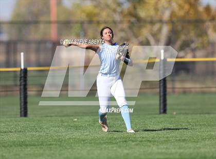 Thumbnail 3 in Legend vs. Greeley West (CHSAA 5A Round 1) photogallery.