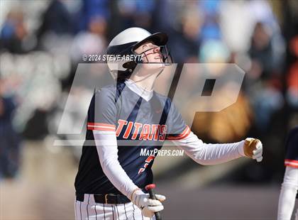 Thumbnail 1 in Legend vs. Greeley West (CHSAA 5A Round 1) photogallery.