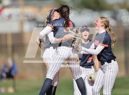 Thumbnail 3 in Legend vs. Greeley West (CHSAA 5A Round 1) photogallery.