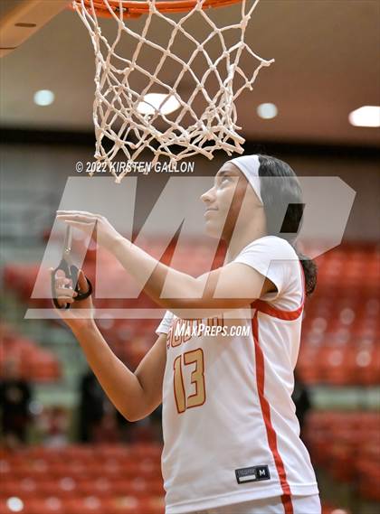 Thumbnail 1 in South Grand Prairie vs. Braswell (UIL 6A Regional Final) photogallery.