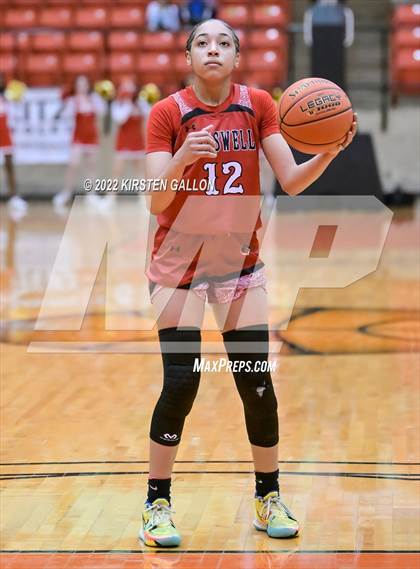 Thumbnail 1 in South Grand Prairie vs. Braswell (UIL 6A Regional Final) photogallery.