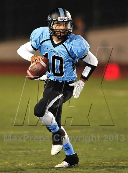 Thumbnail 3 in Azusa vs. Duarte (Homecoming) photogallery.