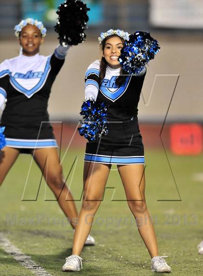 Thumbnail 1 in Azusa vs. Duarte (Homecoming) photogallery.