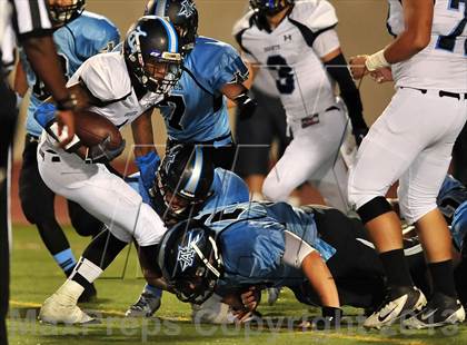 Thumbnail 1 in Azusa vs. Duarte (Homecoming) photogallery.