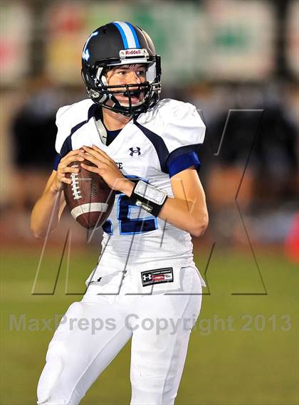 Thumbnail 3 in Azusa vs. Duarte (Homecoming) photogallery.