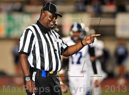 Thumbnail 1 in Azusa vs. Duarte (Homecoming) photogallery.