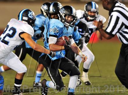 Thumbnail 1 in Azusa vs. Duarte (Homecoming) photogallery.