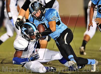 Thumbnail 3 in Azusa vs. Duarte (Homecoming) photogallery.