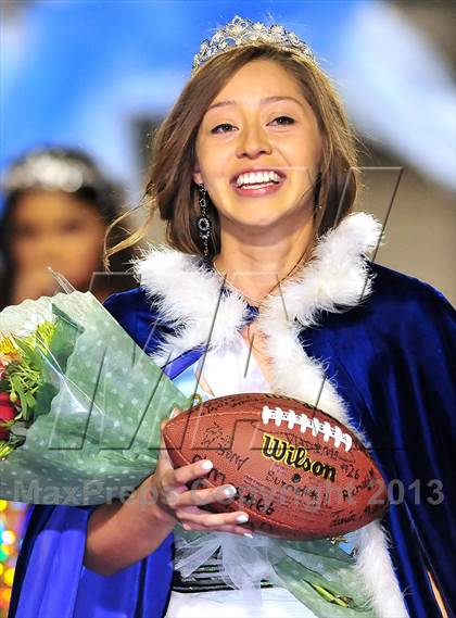 Thumbnail 3 in Azusa vs. Duarte (Homecoming) photogallery.