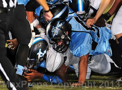 Thumbnail 1 in Azusa vs. Duarte (Homecoming) photogallery.