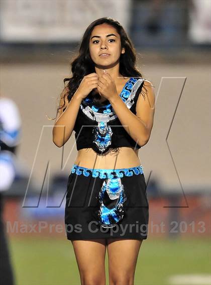 Thumbnail 2 in Azusa vs. Duarte (Homecoming) photogallery.