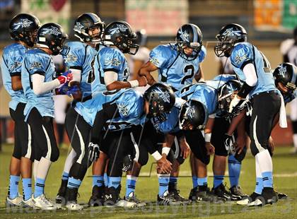 Thumbnail 2 in Azusa vs. Duarte (Homecoming) photogallery.