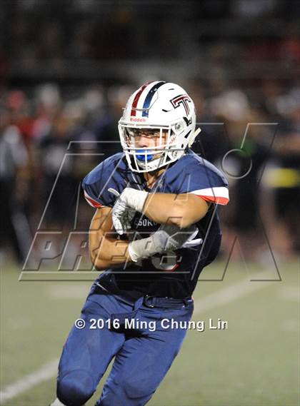 Thumbnail 2 in La Serna @ Tesoro photogallery.