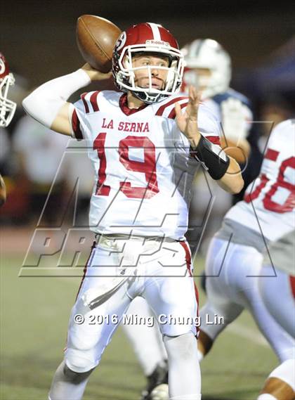 Thumbnail 3 in La Serna @ Tesoro photogallery.